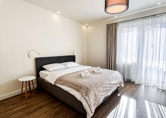 La Teatru - 2BD Apartment near Theatre&Old Town