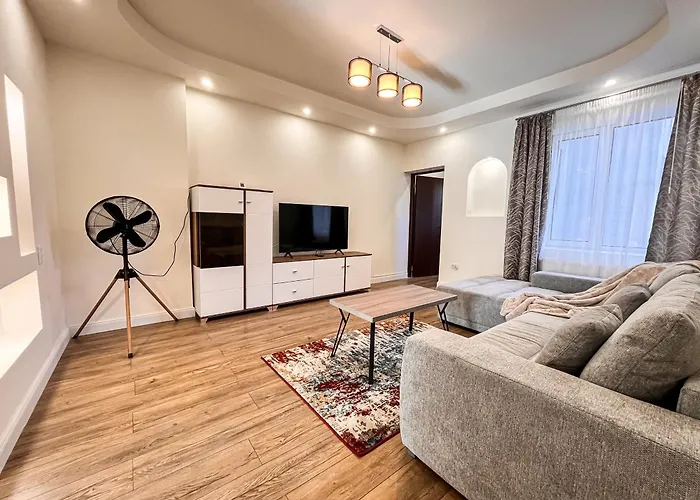 La Teatru - 2BD Apartment near Theatre&Old Town